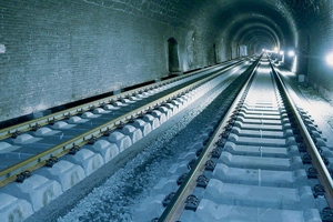 汉十铁路随州段易家湾隧道开凿 全长293米